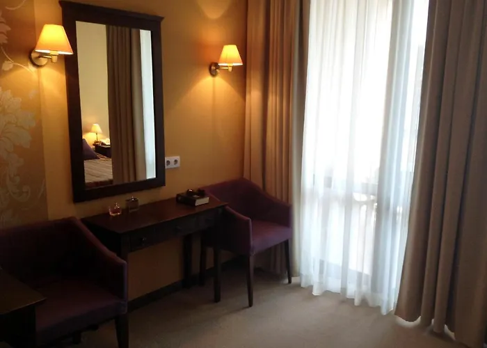 Sunny - Royal Апартаменты *